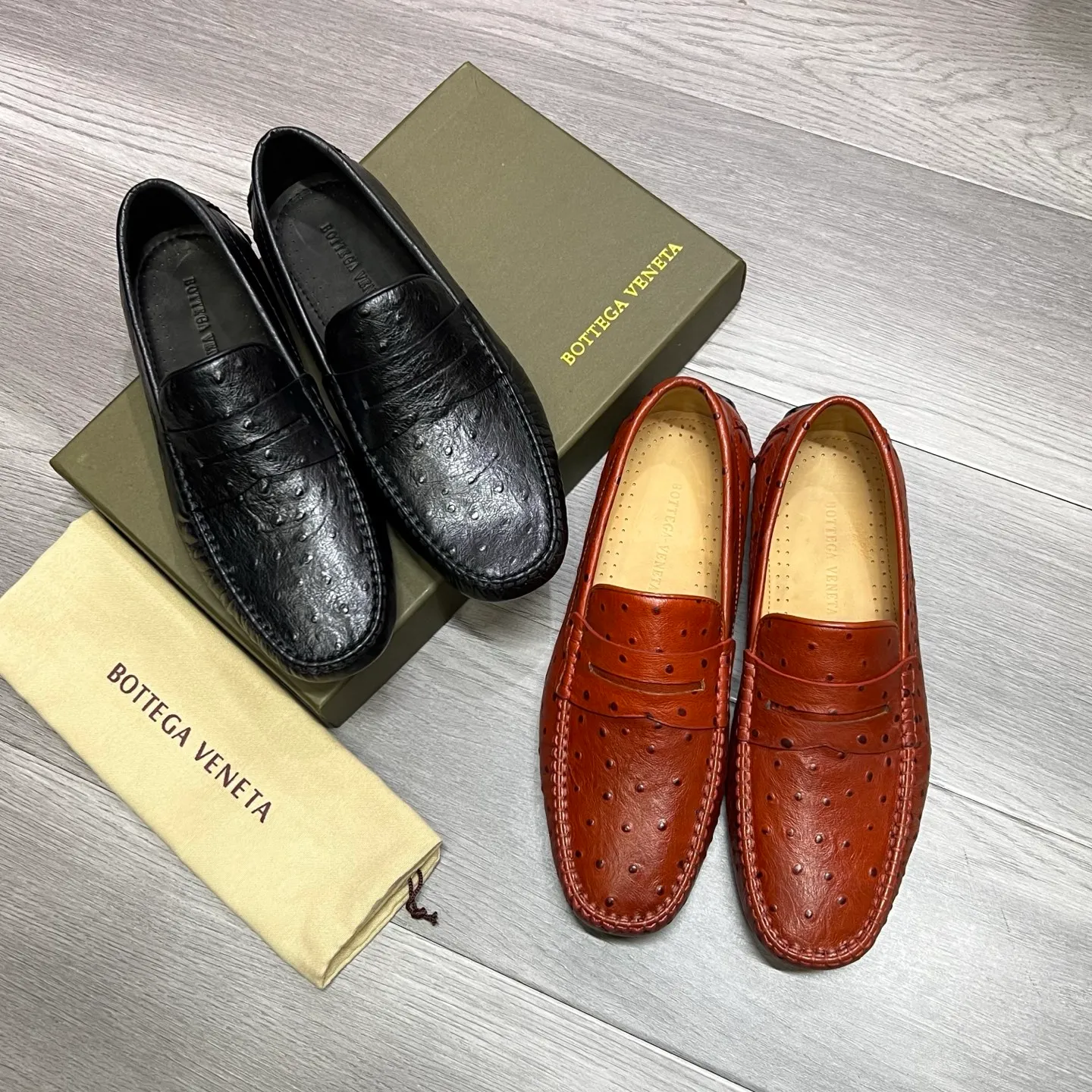 Factory price 458 new model BV〰️Handmade classic men's beanie shoes👉👉driving shoes, slip-on shoes, made of Italian imported cowhide, 💕water-dyed cowhide lining, 🔊original outsole, waterproof platform design, comfortable for the feet. A good choice for traveling and driving, two colors available, code number: 38-44, (45 can be customized)